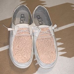 Womens Tooled Leather Hey Dudes